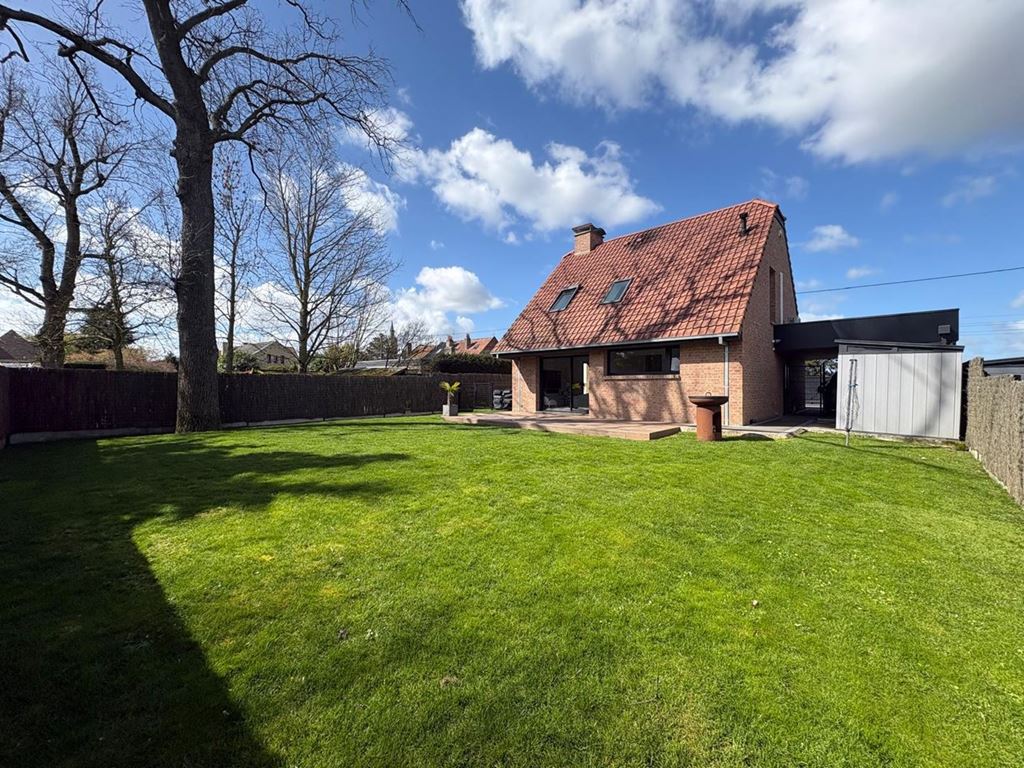 Maison d'architecte PREMESQUES 530000€ VERLINGHEM IMMOBILIER