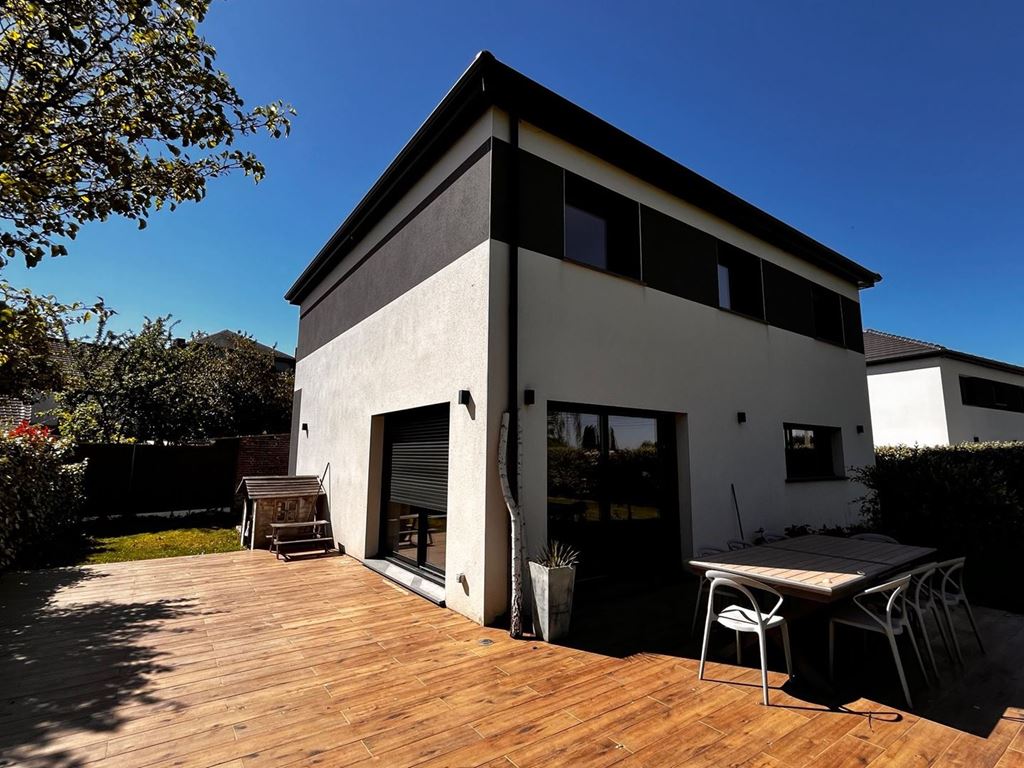 Maison Contemporaine VERLINGHEM 710000€ VERLINGHEM IMMOBILIER